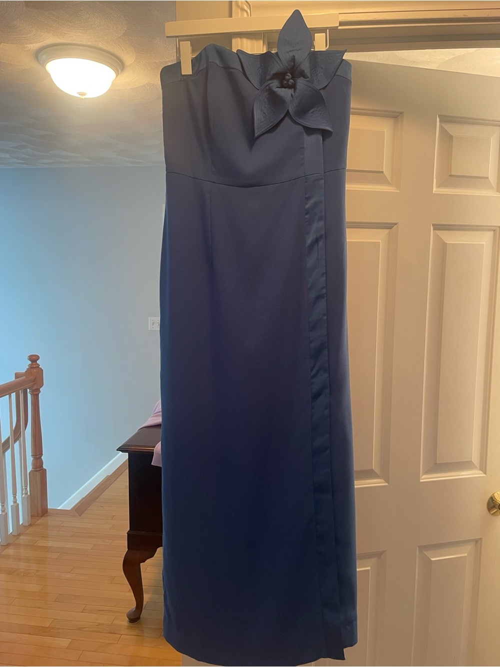 Lilly Pulitzer Strapless Blue Formal Maxi Dress with Floral Accent NWOT Size 10 - Picture 4 of 7